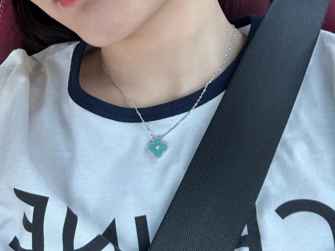 [Clover Jewelery]CLOVER 1 DIAMOND LIGHT BLUE SILVER NECKLACE