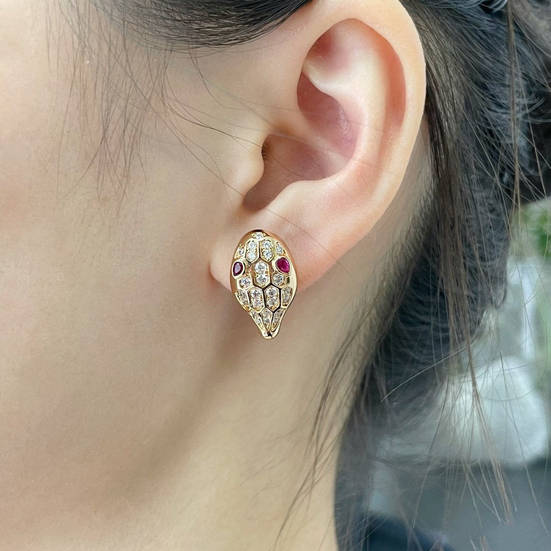 [Clover Jewelery]SERPENT DIAMOND STUD EARRINGS