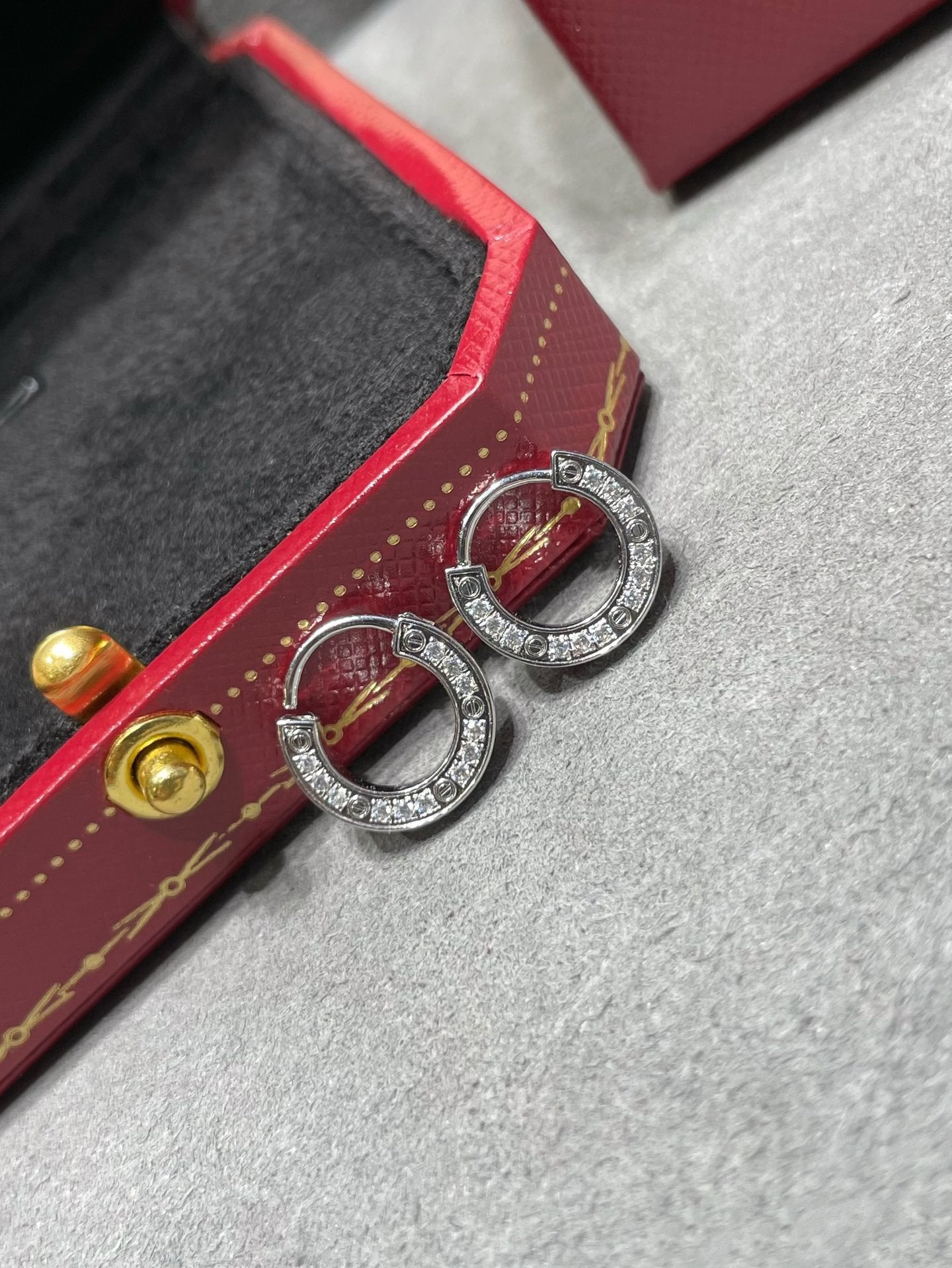 [Clover Jewelery]LOVE DIAMOND EARRINGS