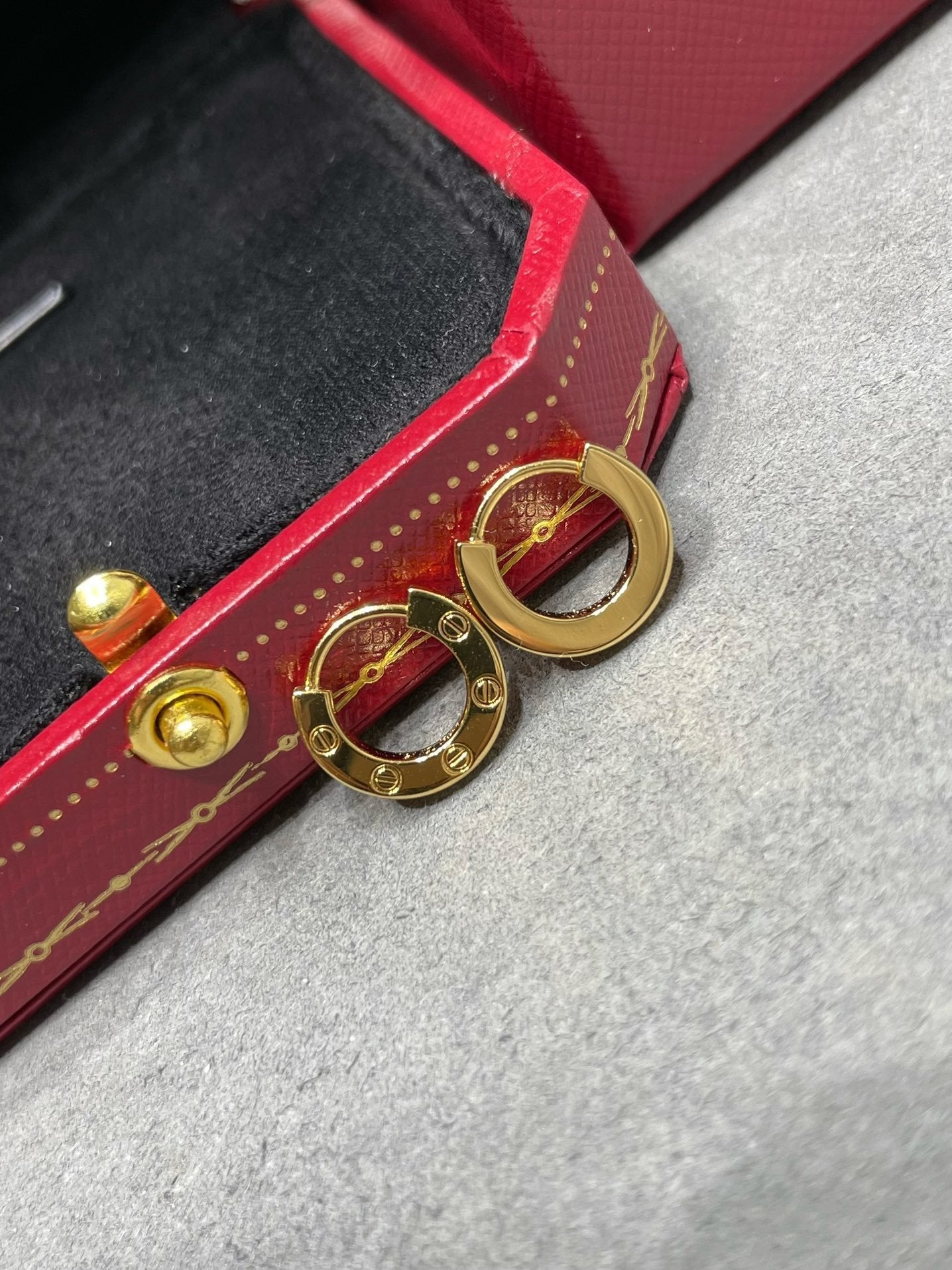 [Clover Jewelery]LOVE MINI EARRINGS