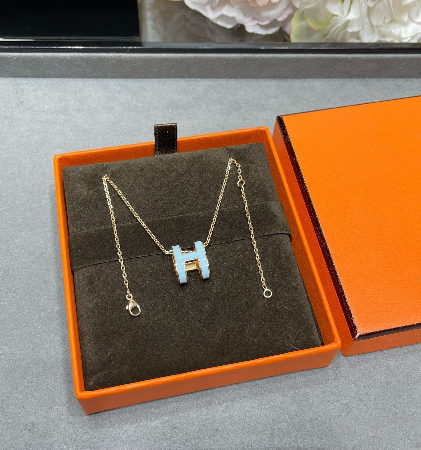 [Clover Jewelery]POP H SKY BLUE NECKLACE
