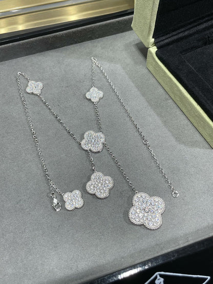 [Clover Jewelery]CLOVER 6 MOTIF DIAMOND PAVED NECKLACE