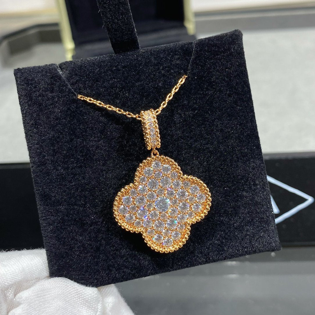 [Clover Jewelery]CLOVER 25MM LARGE PEDANT DIAMOND PAVED LONG NECKLACE