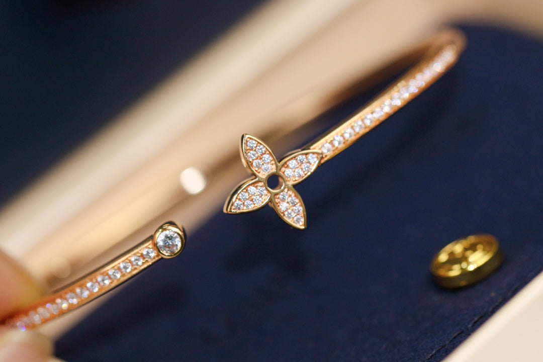 [Clover Jewelery]IDYLLE PINK GOLD OPEN BRACELET DIAMOND PAVED
