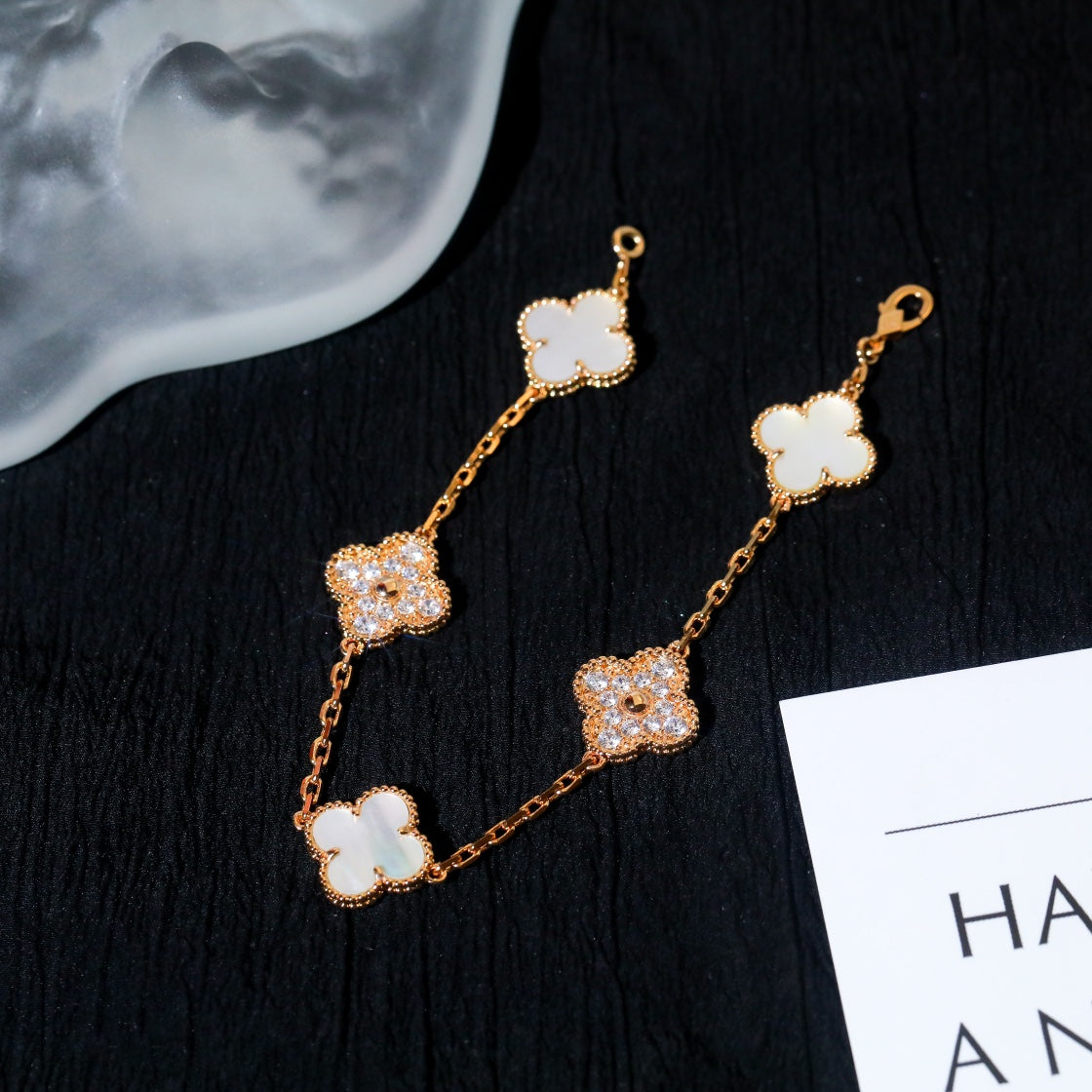 [Clover Jewelery]CLOVER BRACELET 5 MOTIF WHITE MOP DIAMOND
