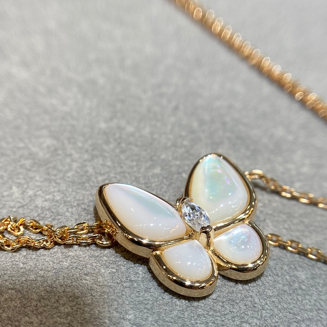[Clover Jewelery]BUTTERFLY MOP DIAMOND NECKLACE