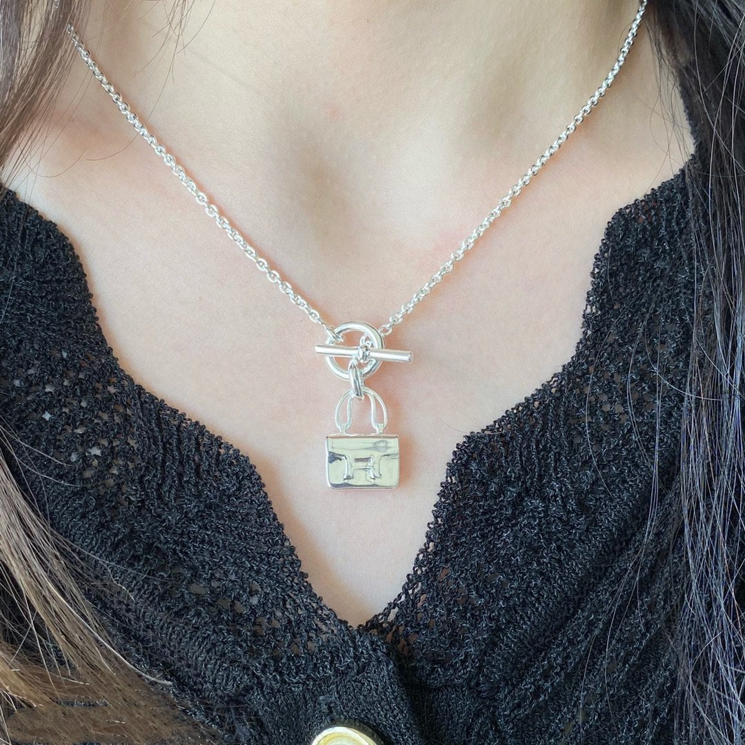 [Clover Jewelery]CONSTANCE PEDANT SILVER NECKLACE