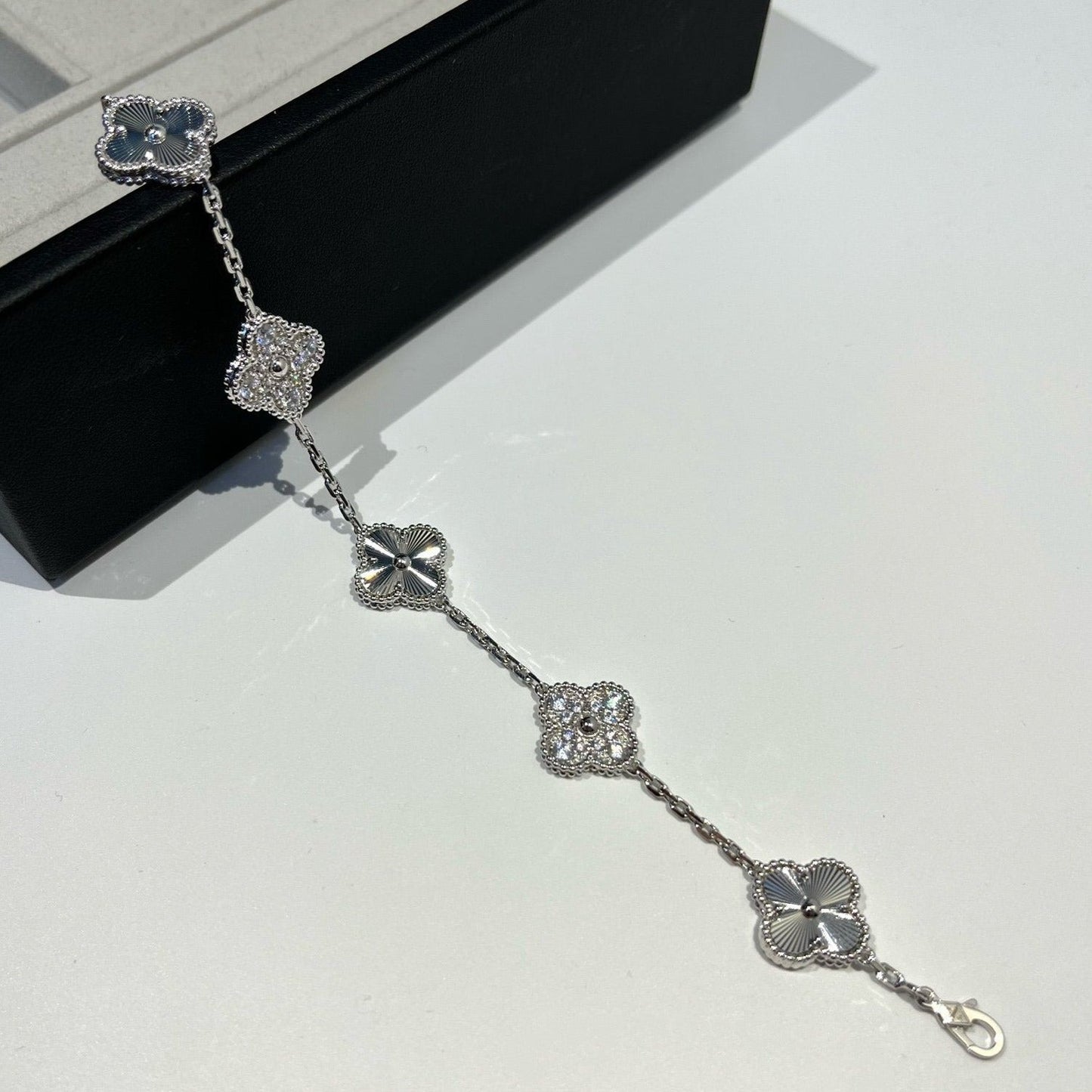 [Clover Jewelery]CLOVER 5 MOTIF SILVER DIAMOND BRACELET