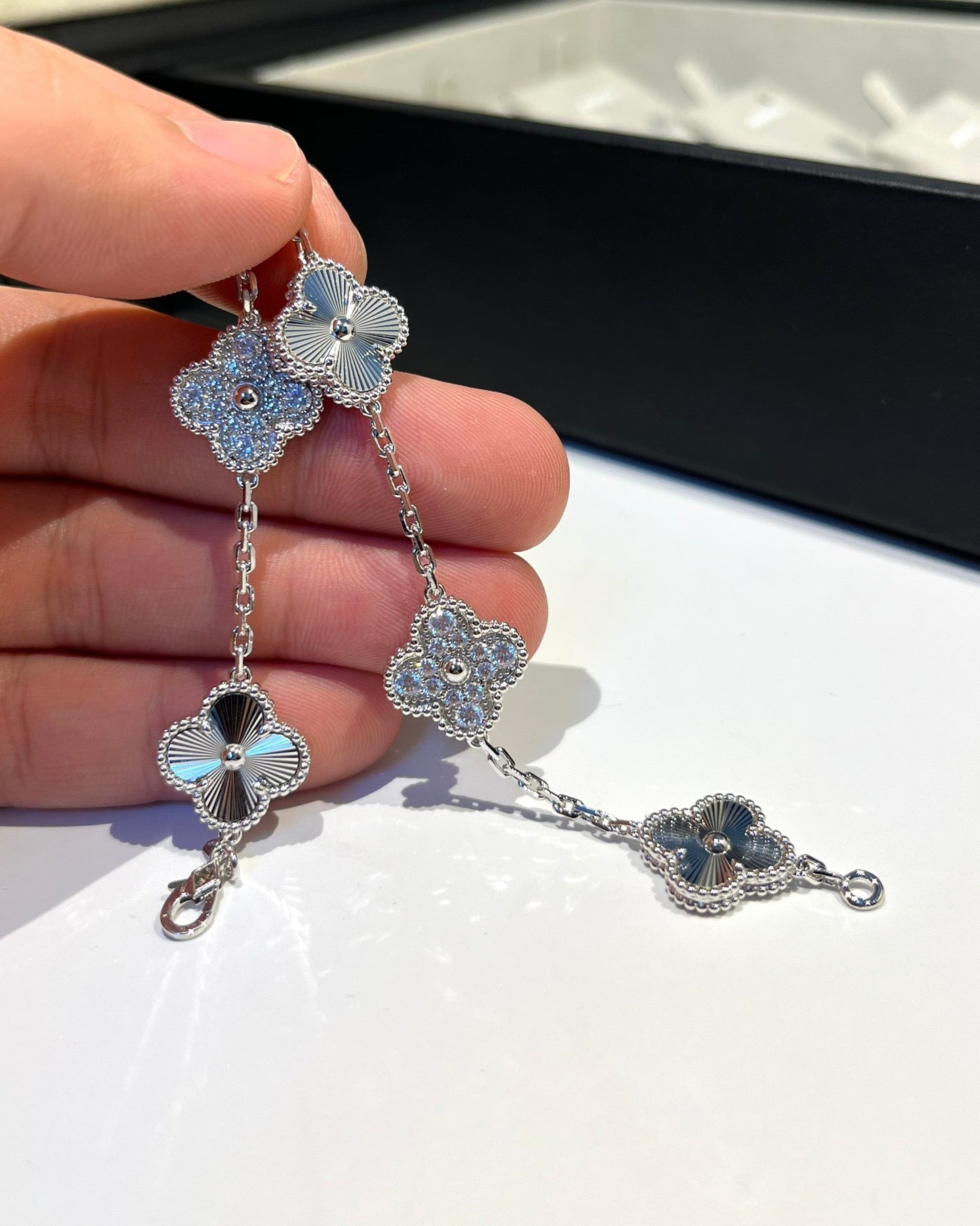 [Clover Jewelery]CLOVER 5 MOTIF SILVER DIAMOND BRACELET