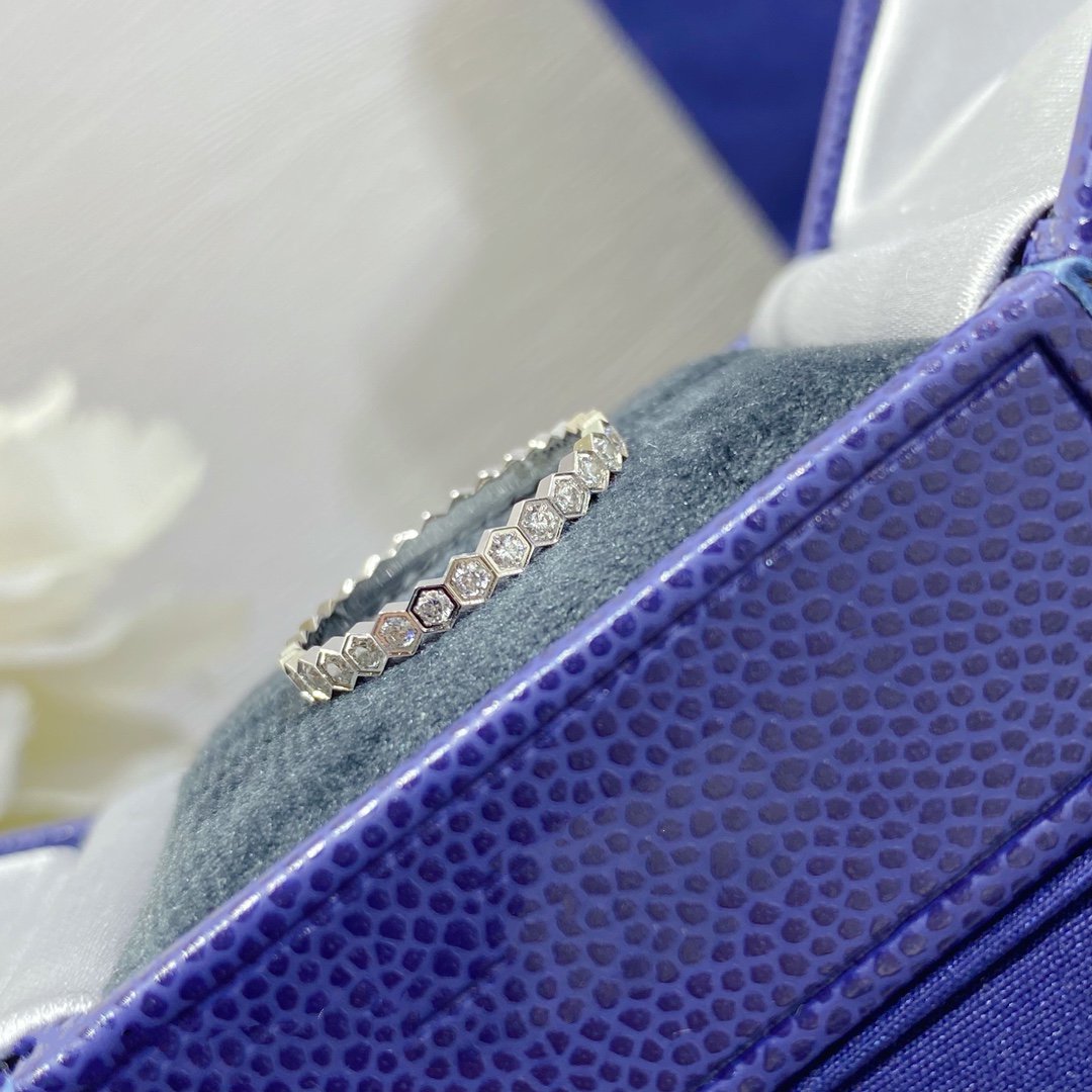 [Clover Jewelery]BEE LOVE DIAMOND PAVED SMALL RING