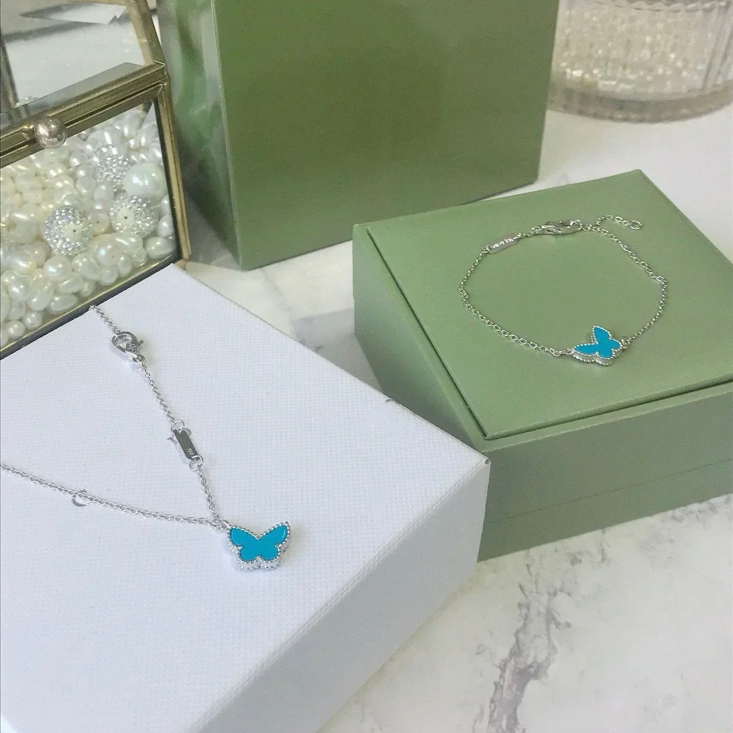 [Clover Jewelery]BUTTERFLY TURQUOISE BUTTERFLY BRACELET SILVER