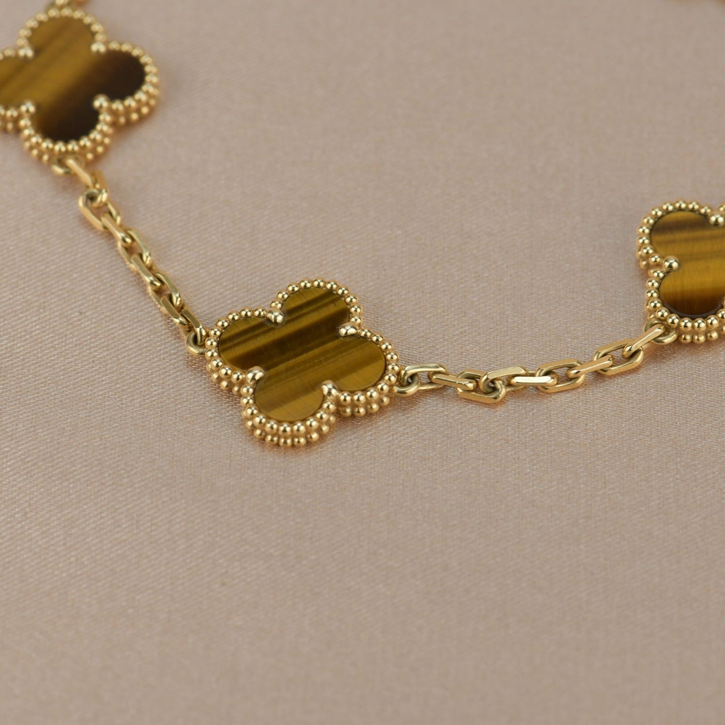 [Clover Jewelery]CLOVER  5 MOTIFS TIGER EYE BRACELET