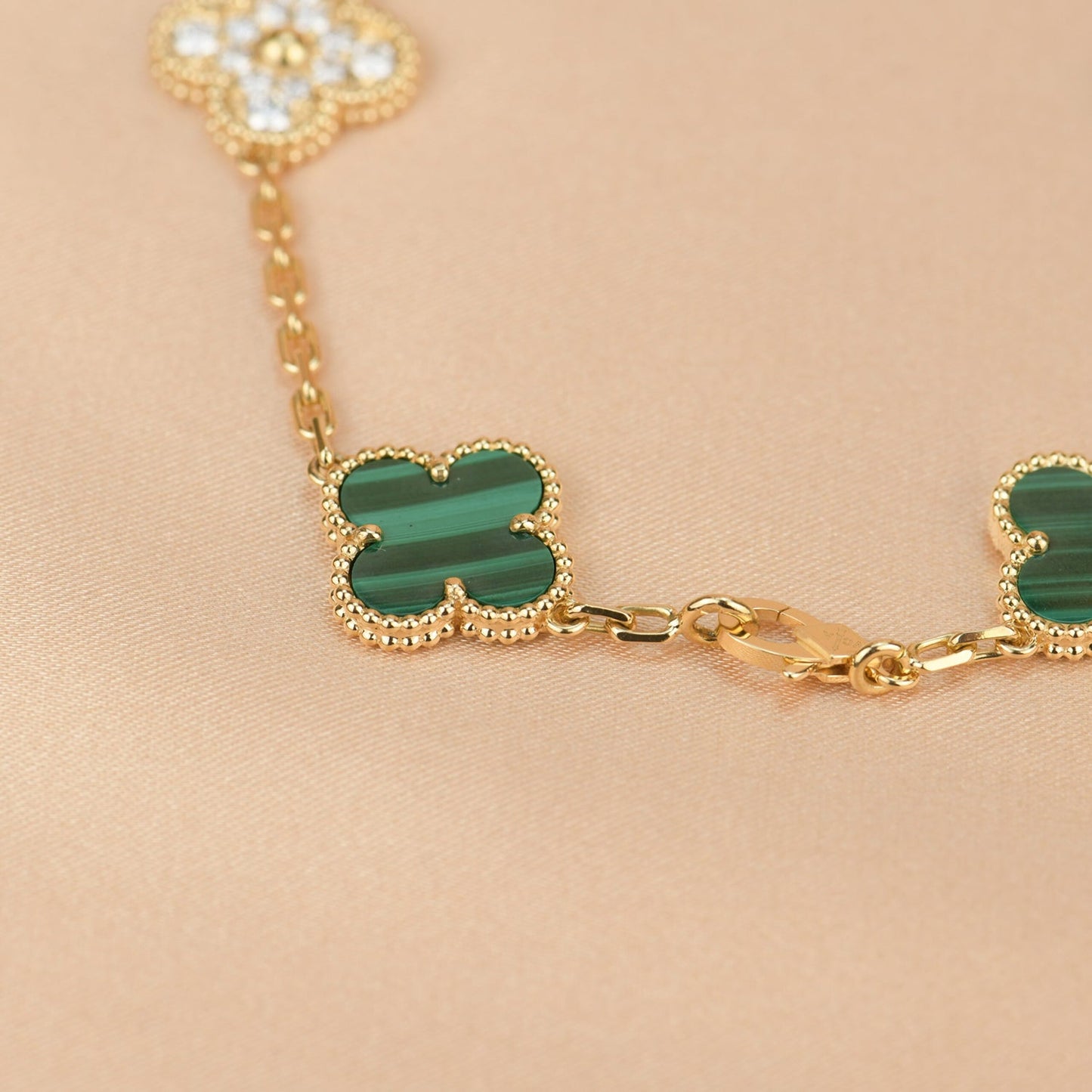 [Clover Jewelery]CLOVER  5 MOTIF MALACHITE DIAMOND BRACELET