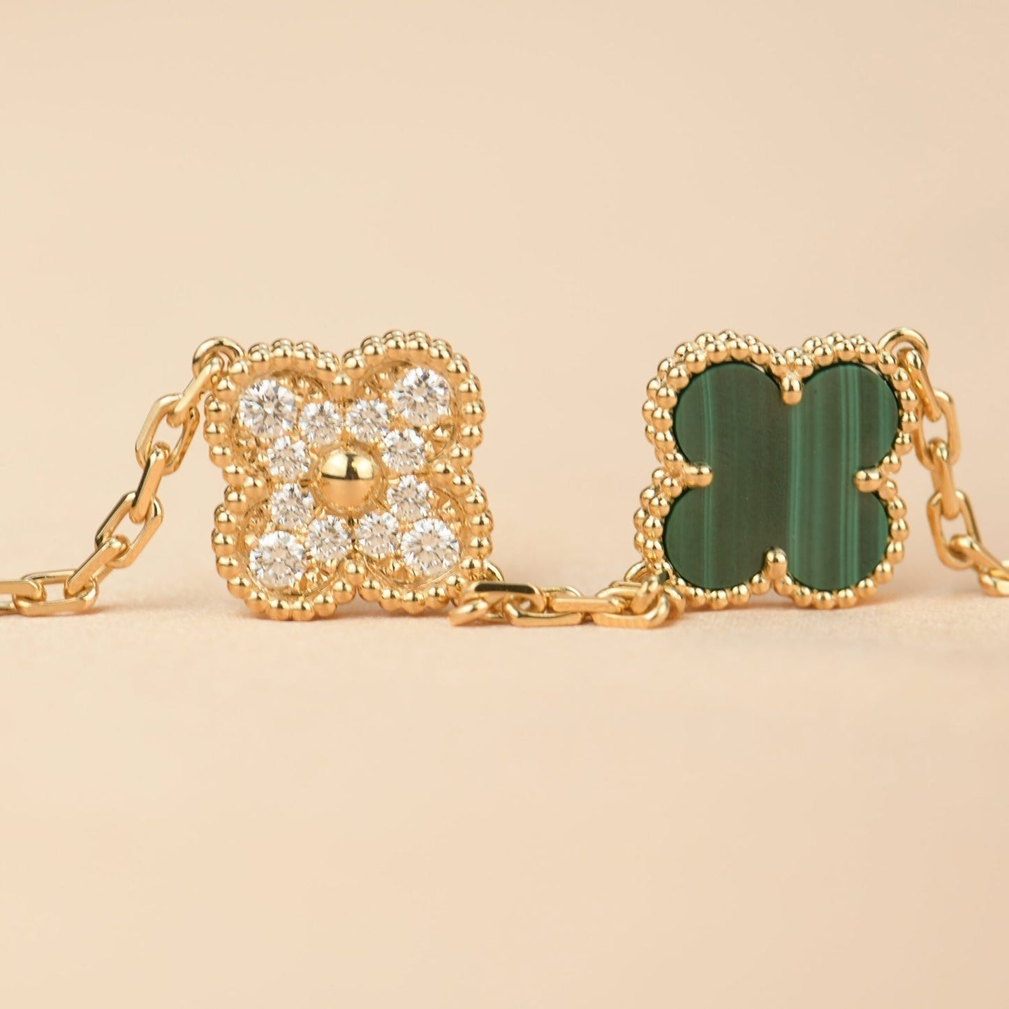 [Clover Jewelery]CLOVER  5 MOTIF MALACHITE DIAMOND BRACELET