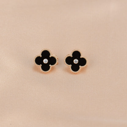 [Clover Jewelery]CLOVER MEDIUM 1 MOTIFS ONYX DIAMOND EARRINGS