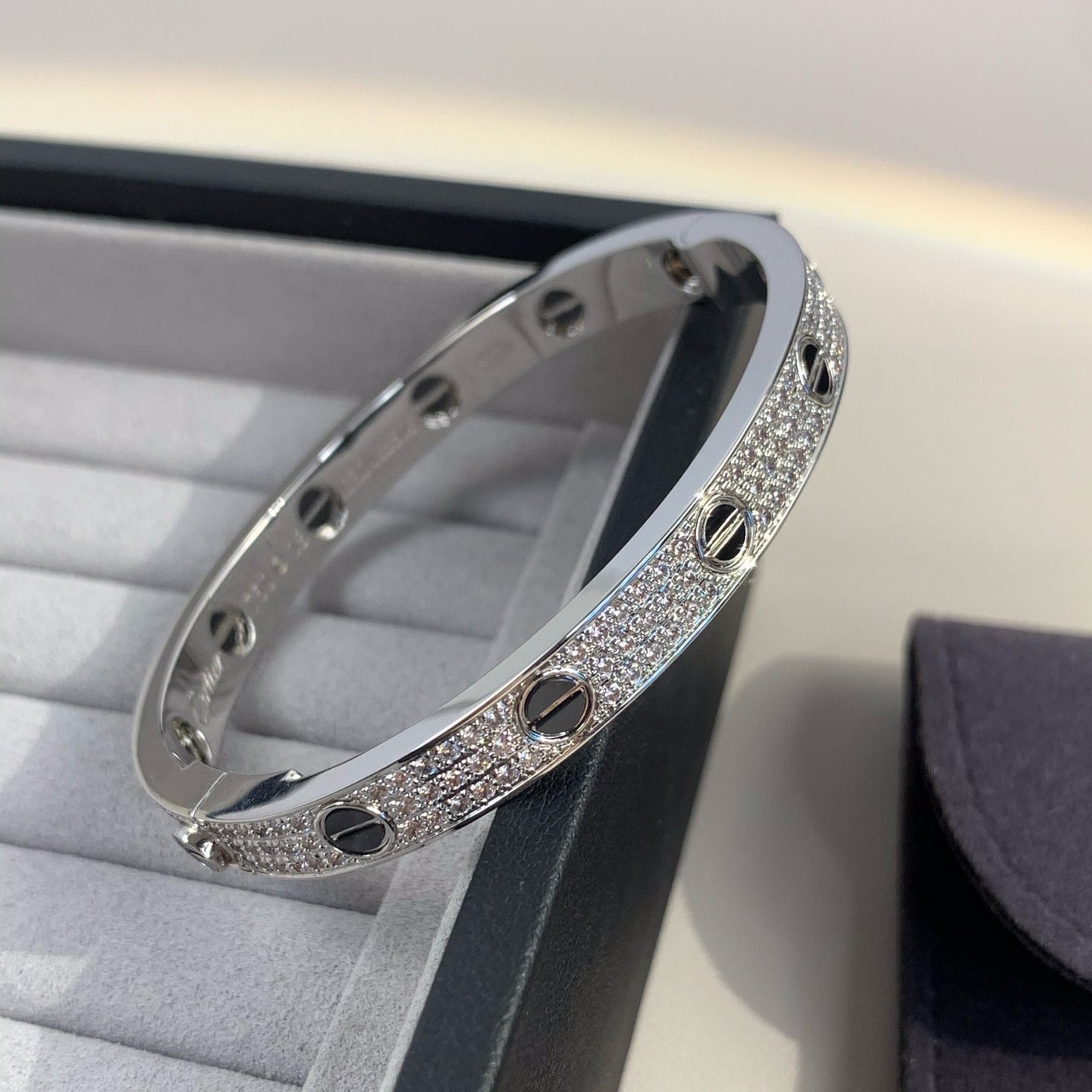 [Clover Jewelery]LOVE BRACELET 6.1MM DIAMOND-PAVED CERAMIC