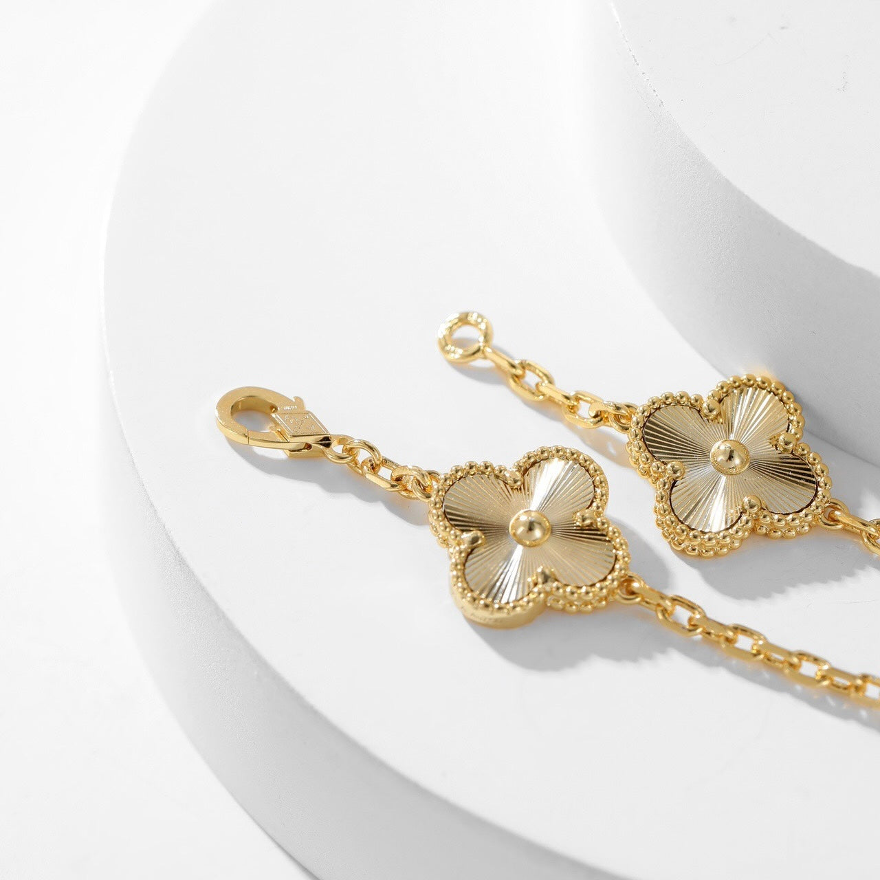 [Clover Jewelery]CLOVERS THE 10-MOTIFS LASER NECKLACE