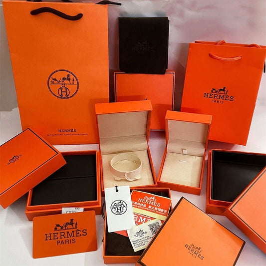 [Clover Jewelery]HM BRACELET NECKLACE RING BOX GIFT BAG