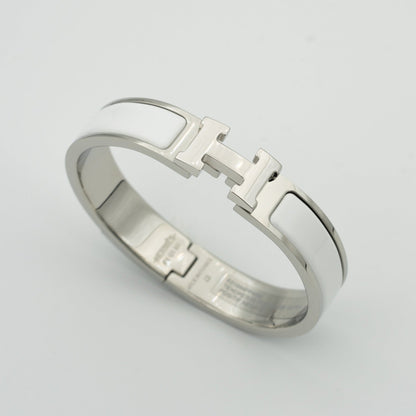 [Clover Jewelery]H WHITE BRACELET