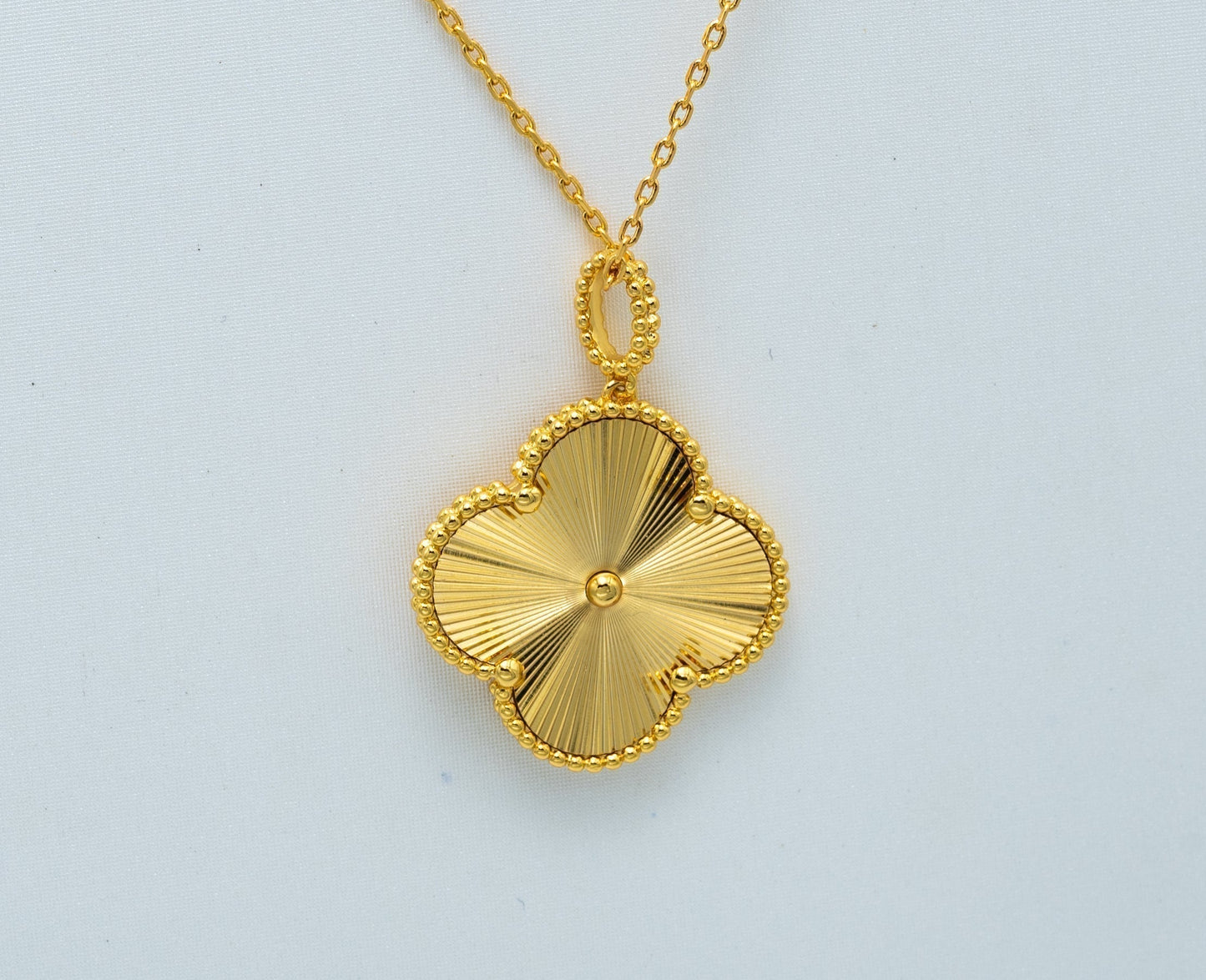 [Clover Jewelery]CLOVER 25MM PEDANT NECKLACE GOLD