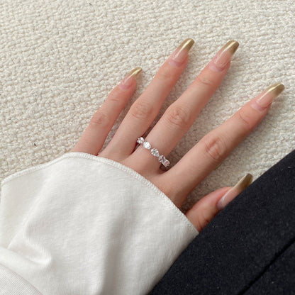 [Clover Jewelery]Exquisite Pear Cut Tennis Ring