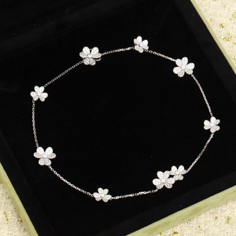 [Clover Jewelery]FRIVOLE SILVER 9 FLOWERS NECKLACE