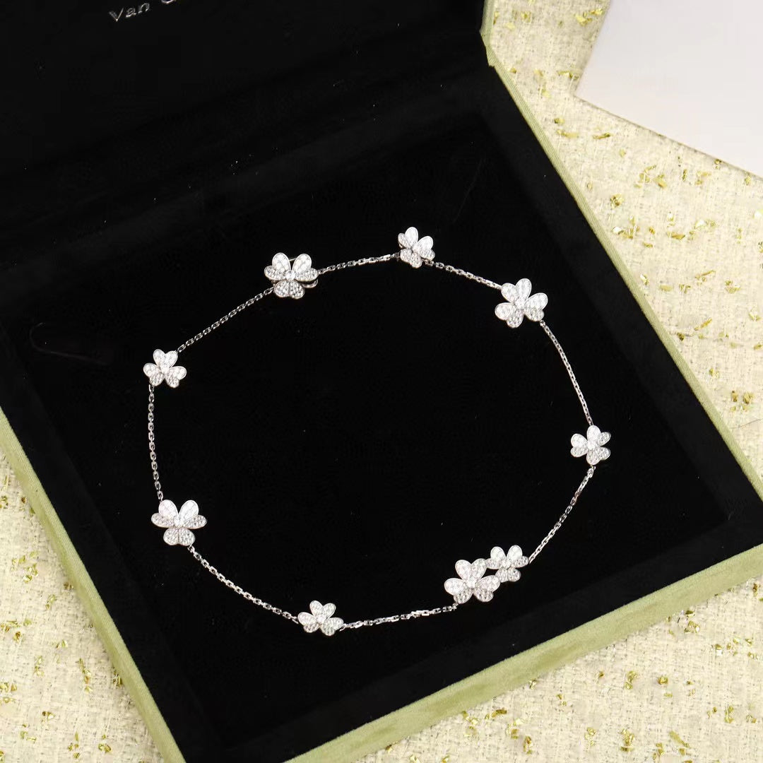 [Clover Jewelery]FRIVOLE SILVER 9 FLOWERS NECKLACE