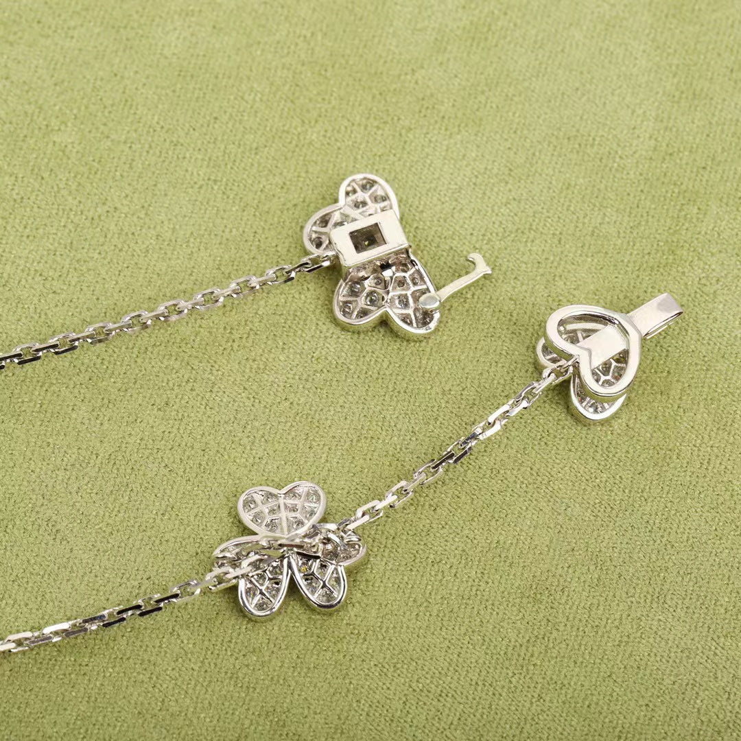 [Clover Jewelery]FRIVOLE SILVER 9 FLOWERS NECKLACE