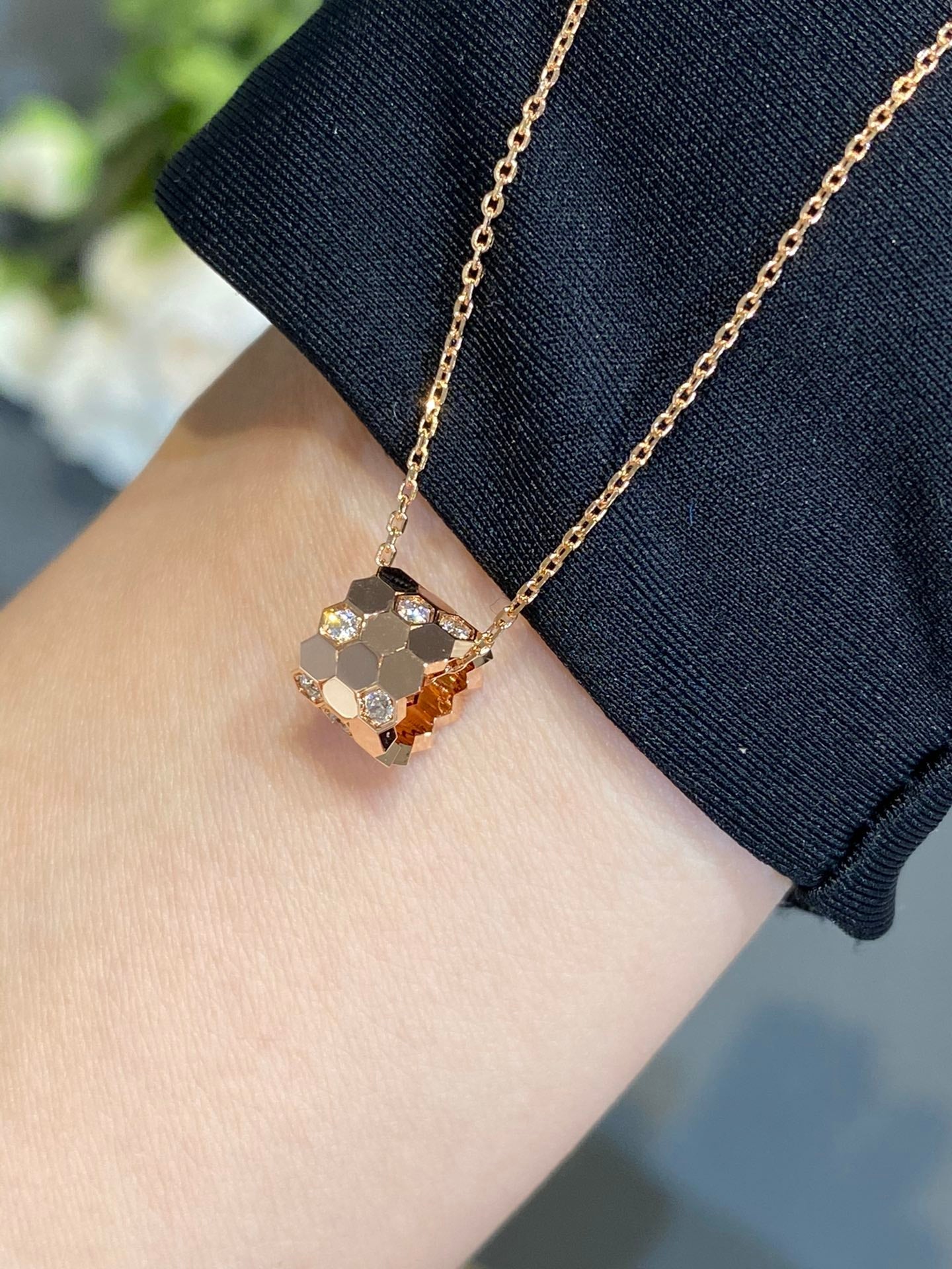 [Clover Jewelery]BEE LOVE DIAMOND NECKLACE