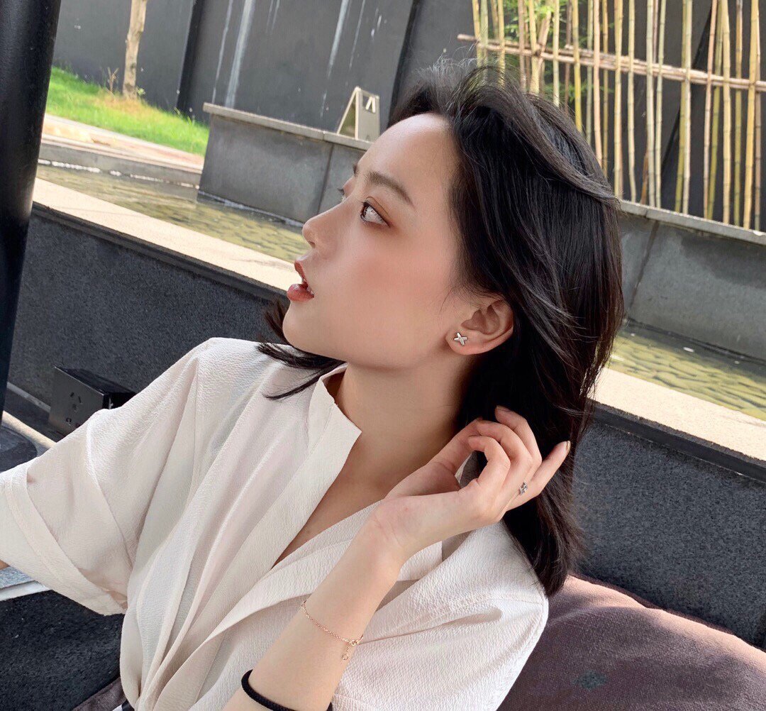 [Clover Jewelery]JEUX DE WHITE MOP PINK GOLD DIAMOND EARRINGS