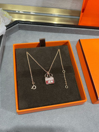 [Clover Jewelery]H CIRCE MOISSANITE PENDANT NECKLACE GOLD