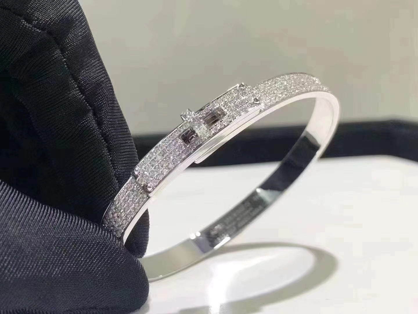 [Clover Jewelery]HM KELLY BRACELET IN SILVER AND FULL PAVE DIAMOND