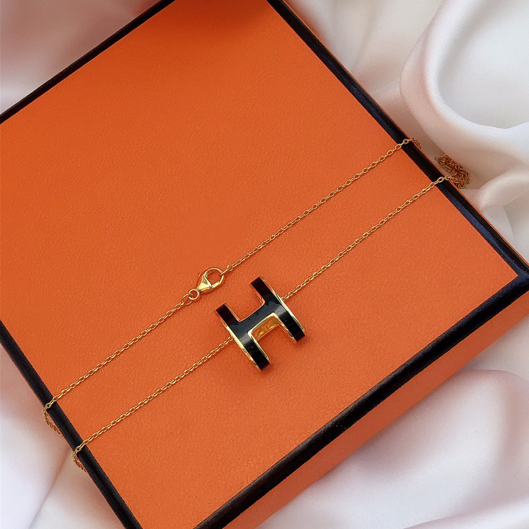 [Clover Jewelery]HM CLIC BLACK ENAMEL GOLD NECKLACE