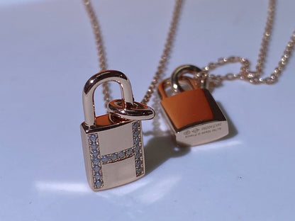 [Clover Jewelery]HM ADVANCED NICHE LOCK HEAD NECKLACE DIAMONDS