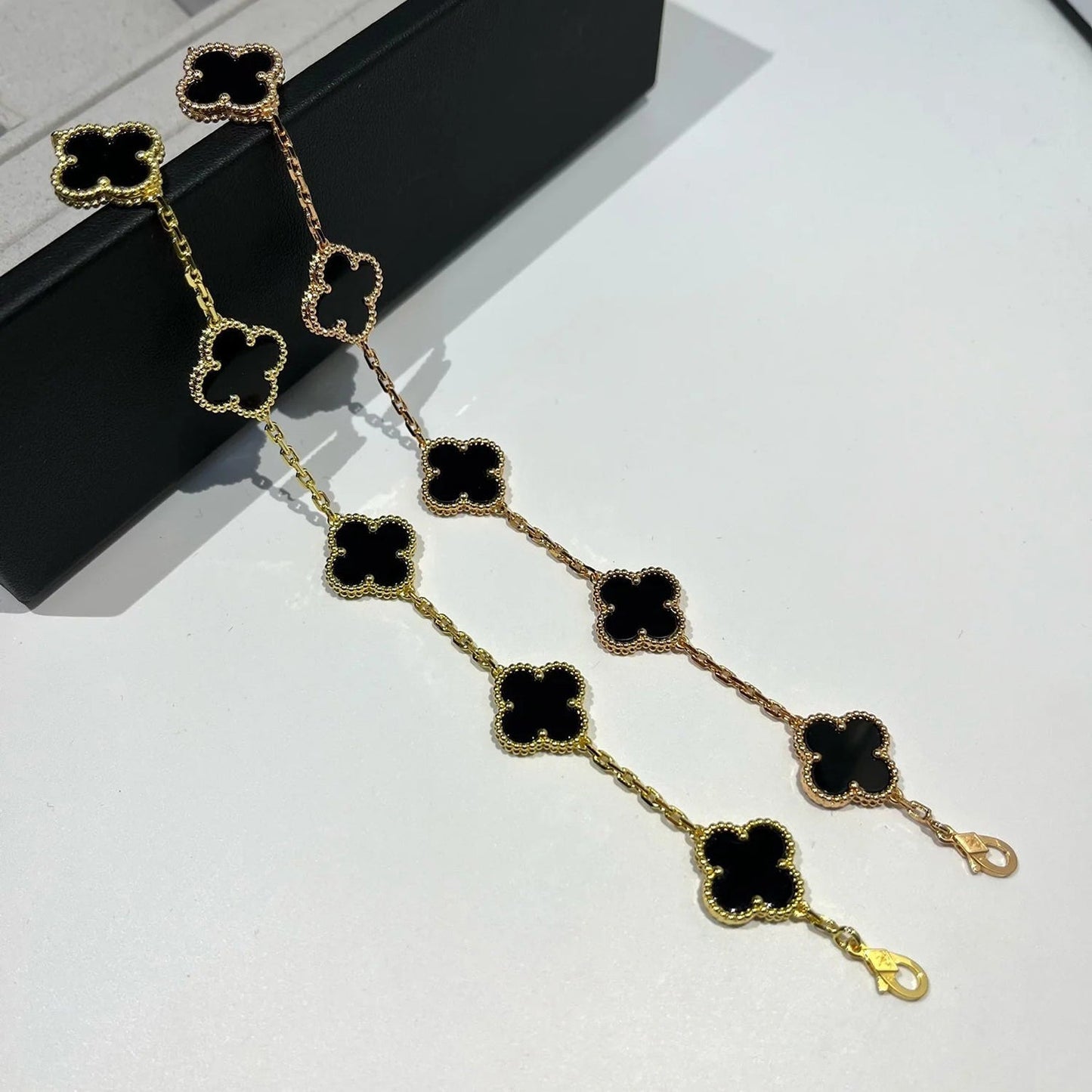 [Clover Jewelery]CLOVER  5 MOTIFS BLACK ONYX BRACELET