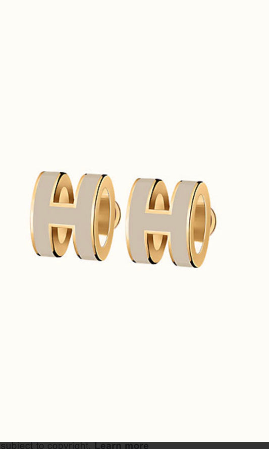 [Clover Jewelery]MINI POP H GOLD EARRINGS GREY