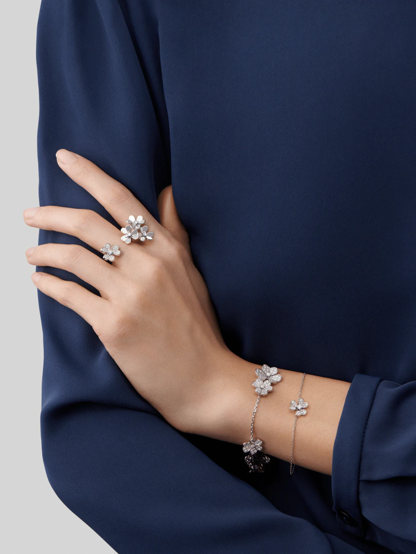 [Clover Jewelery]FRIVOLE SILVER FLOWER DIAMOND BRACELET