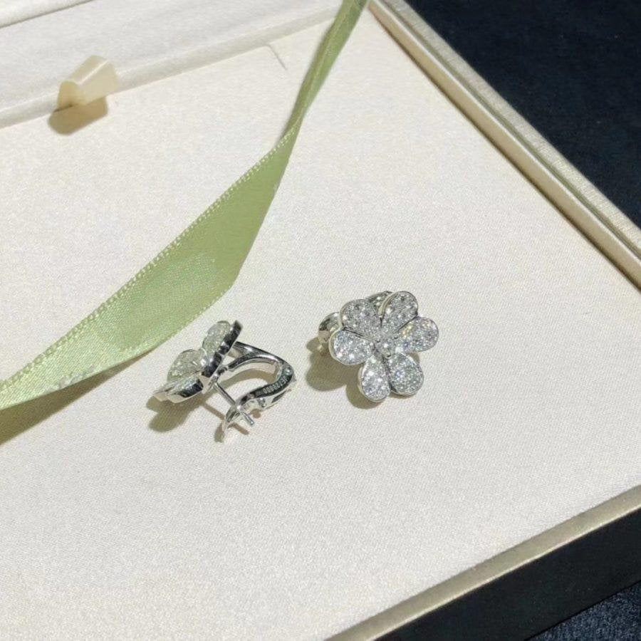 [Clover Jewelery]FRIVOLE SILVER FLOWER DIAMOND EARRINGS