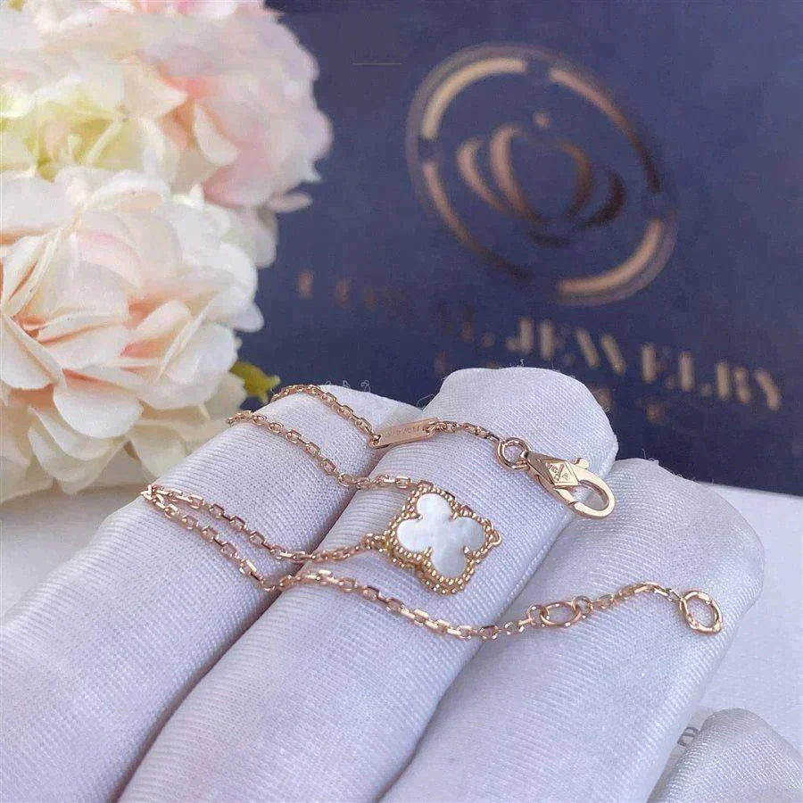 [Clover Jewelery]CLOVER WHITE MOP SINGLE FLOWER BRACELET
