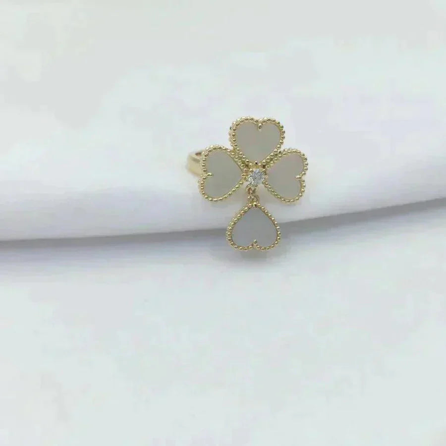[Clover Jewelery]SWEET CLOVER WHITE MOP RING