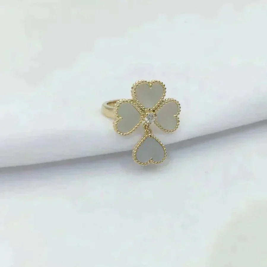 [Clover Jewelery]SWEET CLOVER WHITE MOP RING