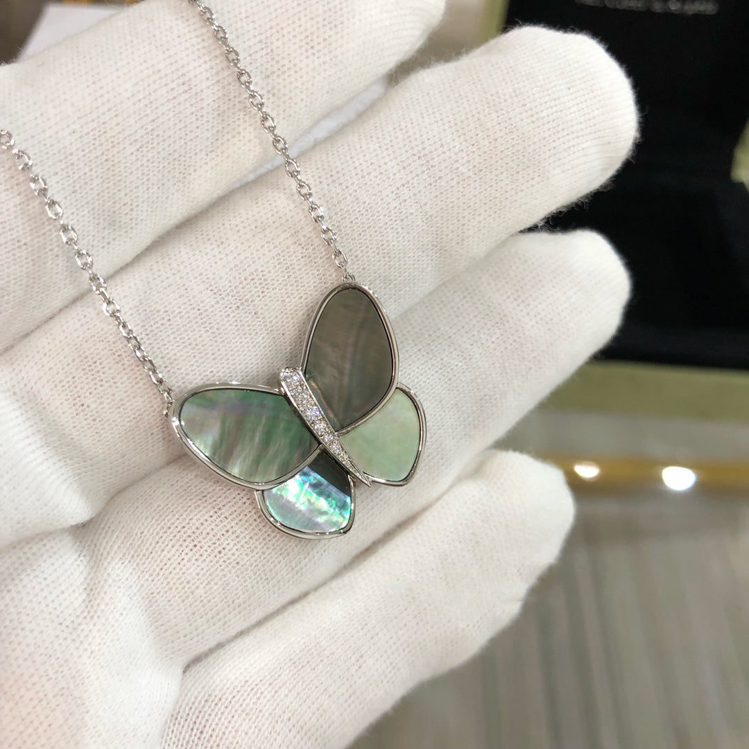 [Clover Jewelery]LARGE BUTTERFLY SILVER PENDANT DIAMOND NECKLACE