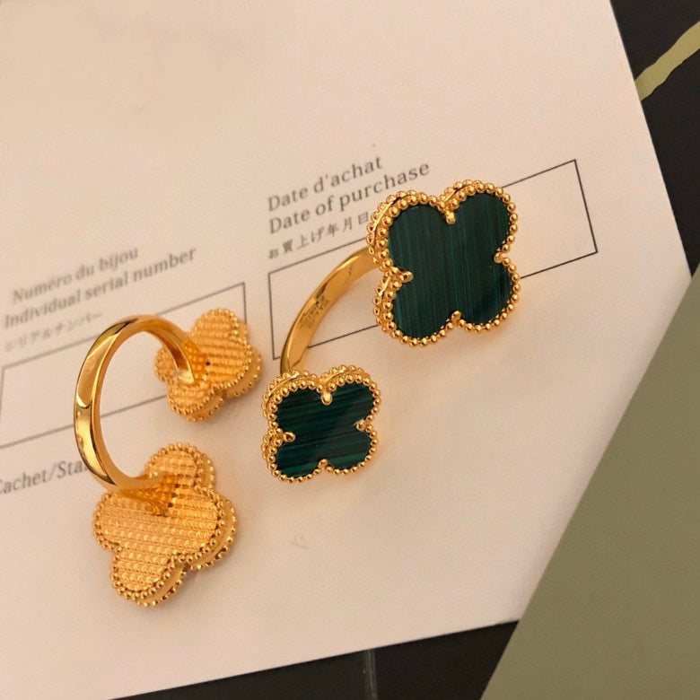 [Clover Jewelery]CLOVER BETWEEN THE FINGER RING