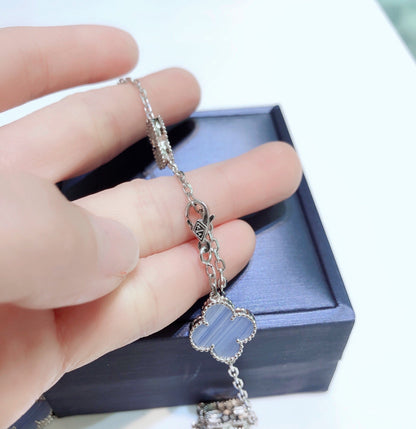 [Clover Jewelery]CLOVER 10 MOTIFS CHALCEDONY DIAMONDS SILVER NECKLACE