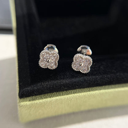 [Clover Jewelery]CLOVER MINI DIAMOND STUD EARRINGS