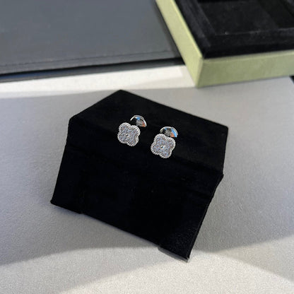 [Clover Jewelery]CLOVER MINI DIAMOND STUD EARRINGS